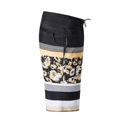Male shorts with side pockets