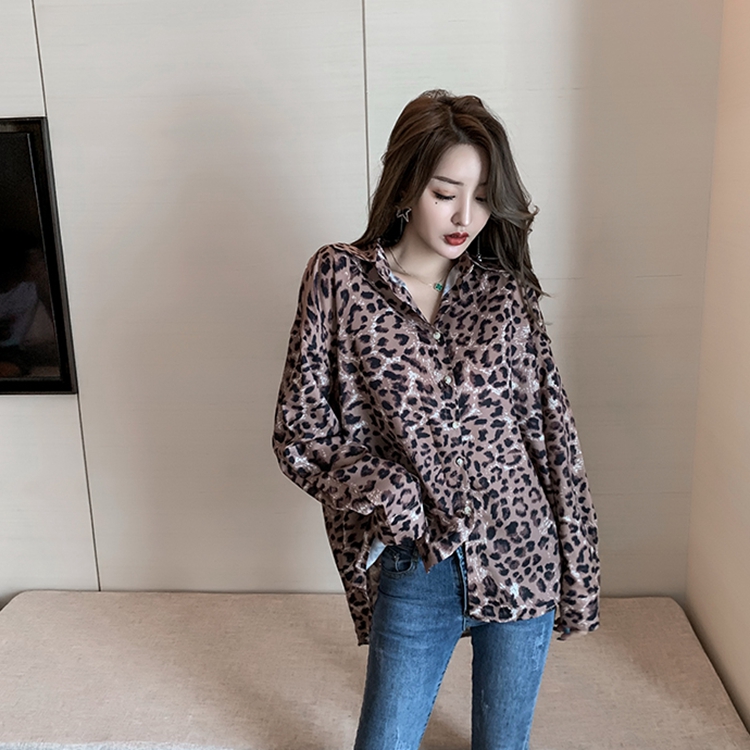 Women's Leopard Print Long Sleeve Shirt