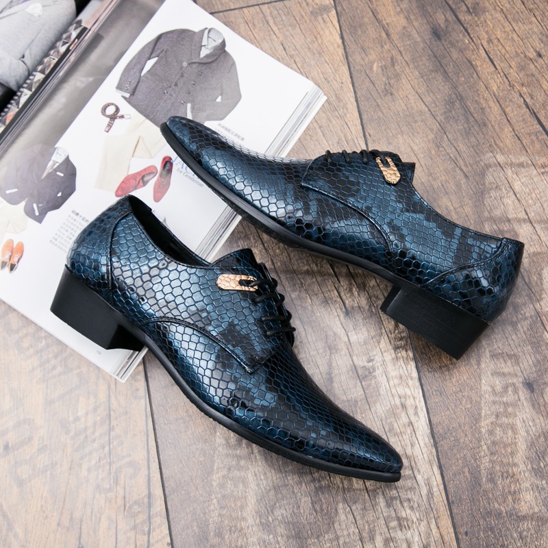 Men's snake skin dress shoe