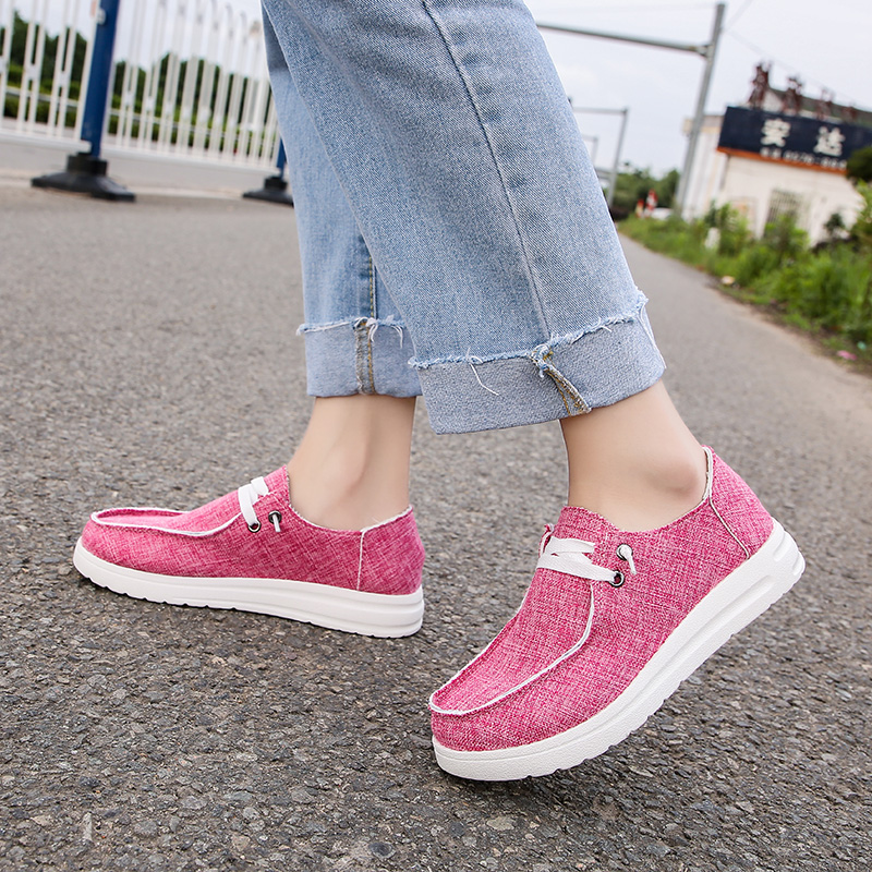 Women’s Slip-on Sneakers