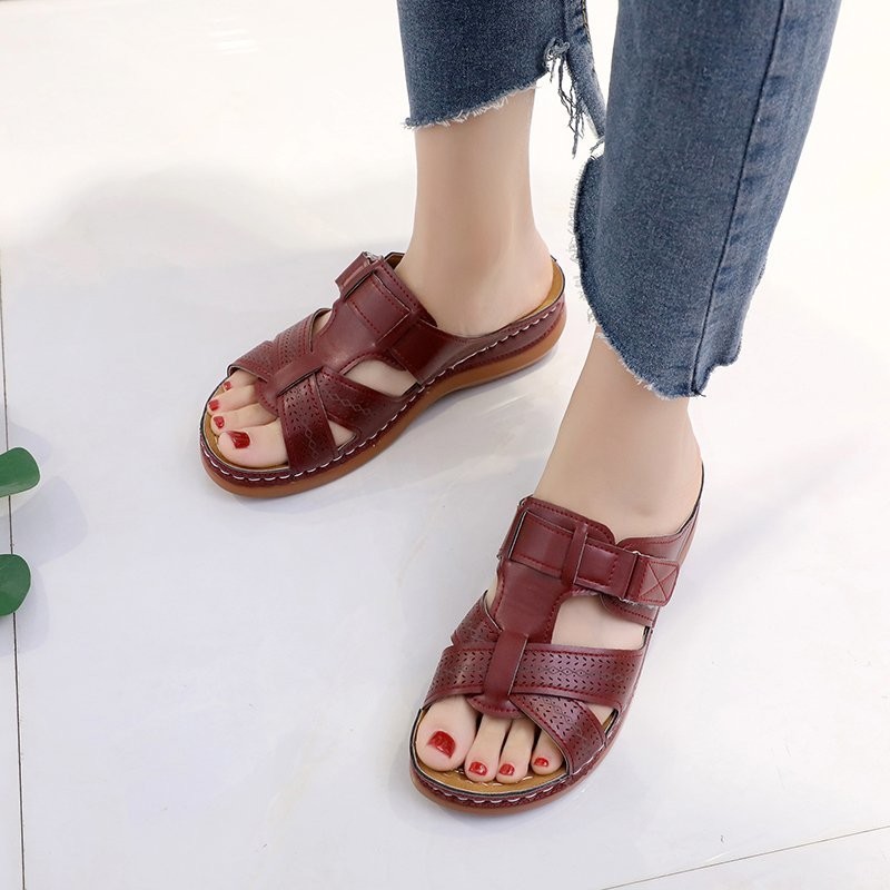 Women’s Retro Sandals brown
