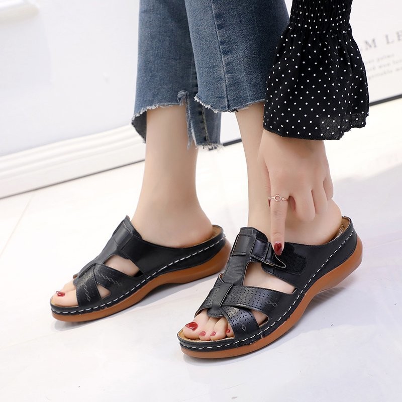 Women’s Retro Sandals Black
