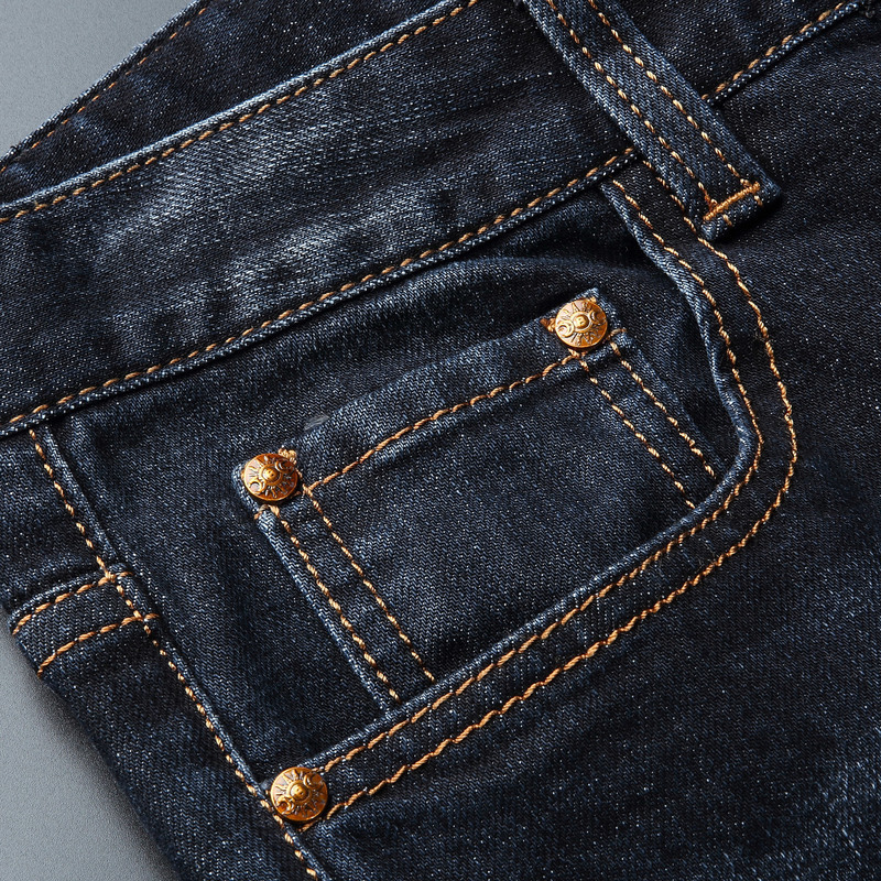 Men's denim jeans with five pocket design