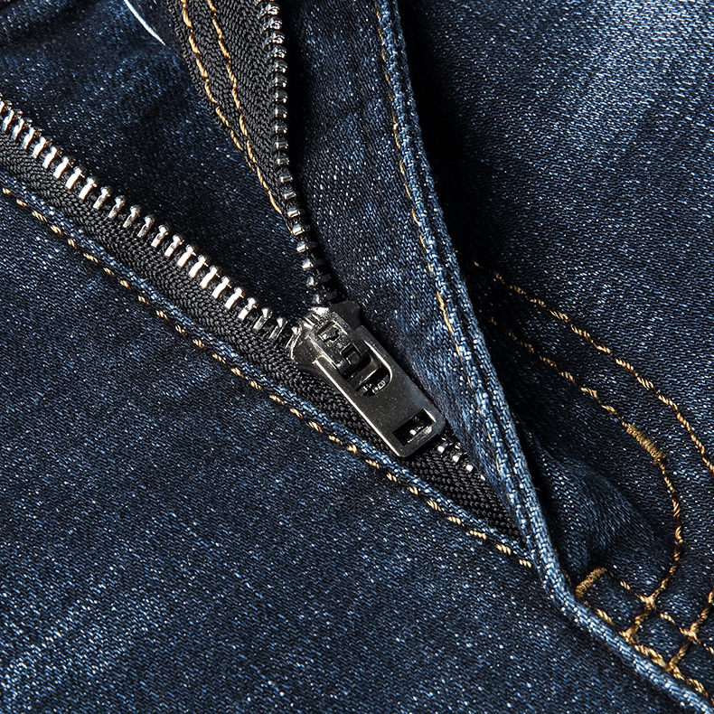 High grade zipper used to make these mens denim blue jeans